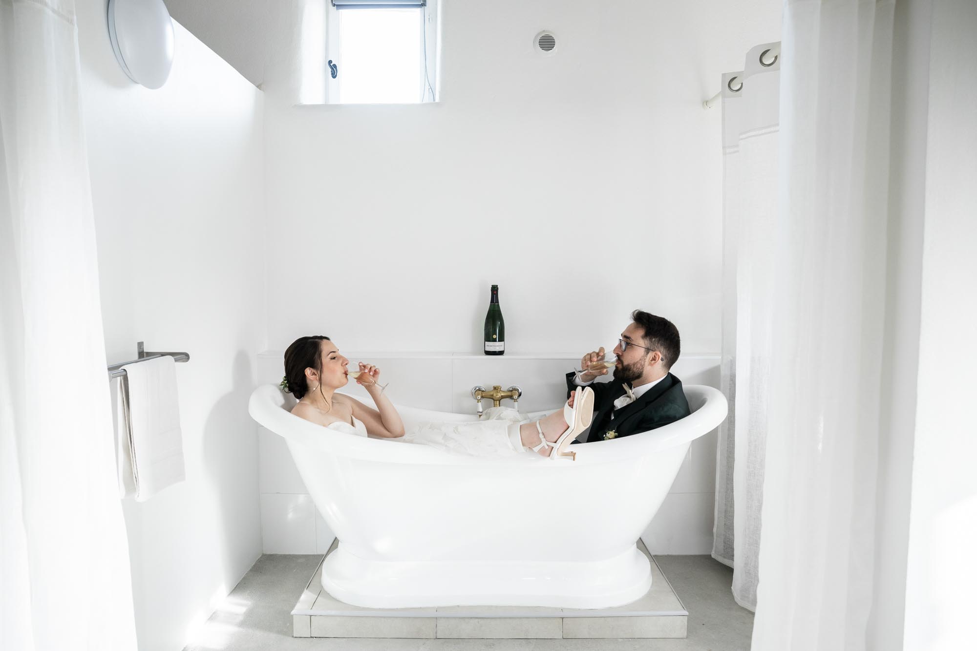 couple-destination-fearless-lussan