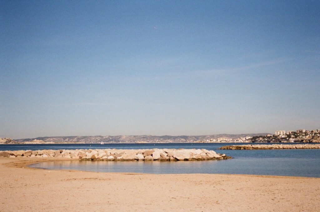 photo de sable et de la plage a marseille